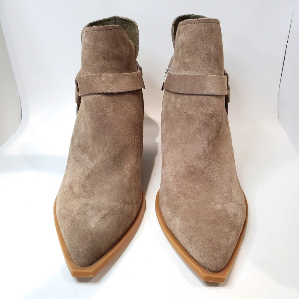 Dolce Vita Womens 9.5 US Grey Navie Heeled Bootie.